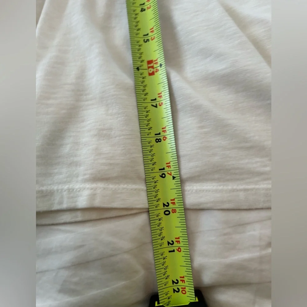 EUC Lilly Pulitzer Katt White Off-Shoulder Blouse, Size Large - Picture 8 of 11